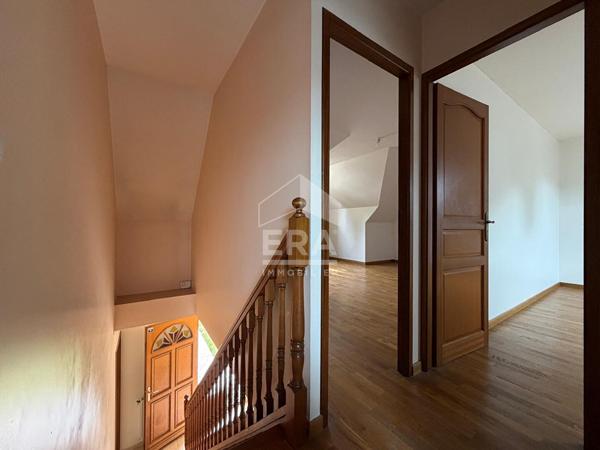 PAVILLON individuel / 4 chambres / MONCOURT FROMONVILLE