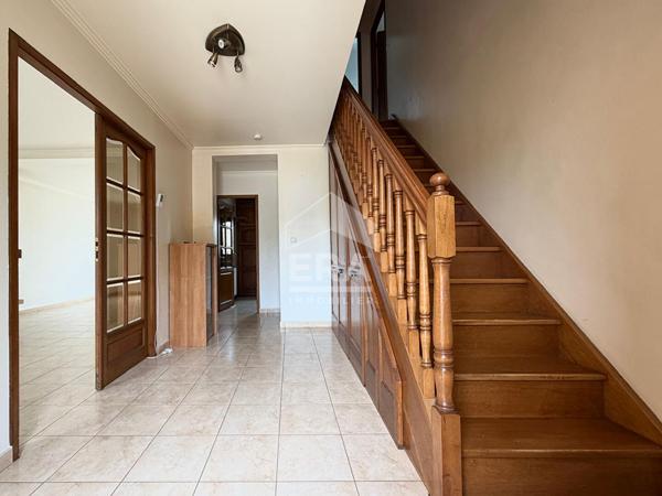 PAVILLON individuel / 4 chambres / MONCOURT FROMONVILLE
