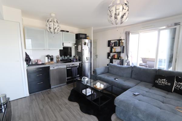 Appartement Saint Jean De La Ruelle 2 pièce(s) 42 m2