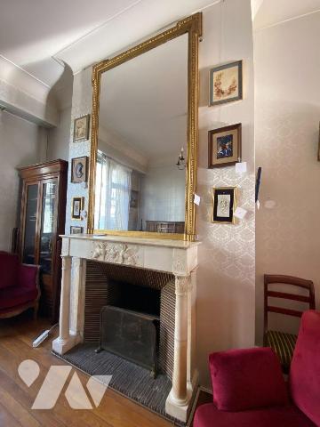 BORDEAUX SAINT GENES
Située rue de Pessac cette magnifique demeure bourgeoise avec éléments d'...