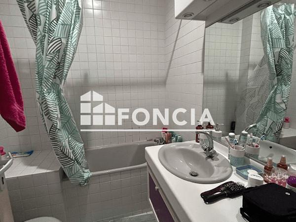 Location Studio 28.29 m² - 3 BOULEVARD DE LA CITE Limoges 87000