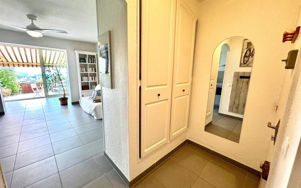 Appartement à vendre    1 pièce • 33,30 m2 Carqueiranne