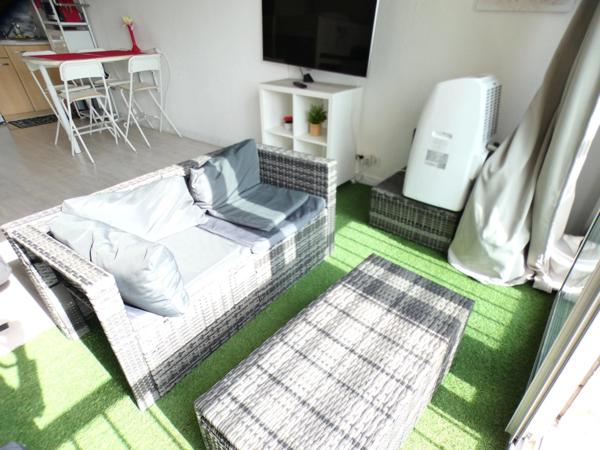 Môle. Studio en première ligne vue mer