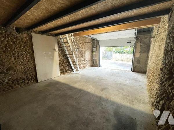 A vendre à Valensole (04210), Alpes-de-Haute-Provence: Jolie maison de village d'env 94 m² de 2...
