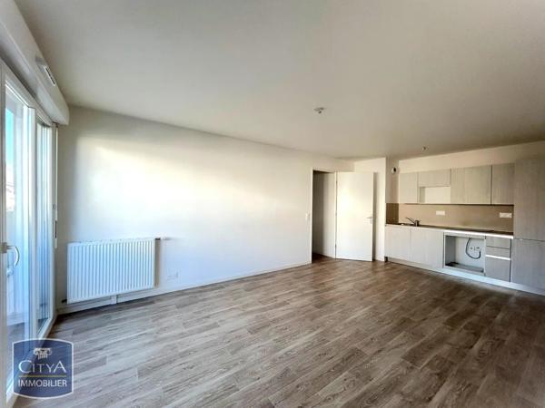 Appartement à louer 3 pièces 66.37m² Le Blanc-Mesnil (93150)