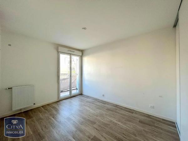 Appartement à louer 3 pièces 66.37m² Le Blanc-Mesnil (93150)