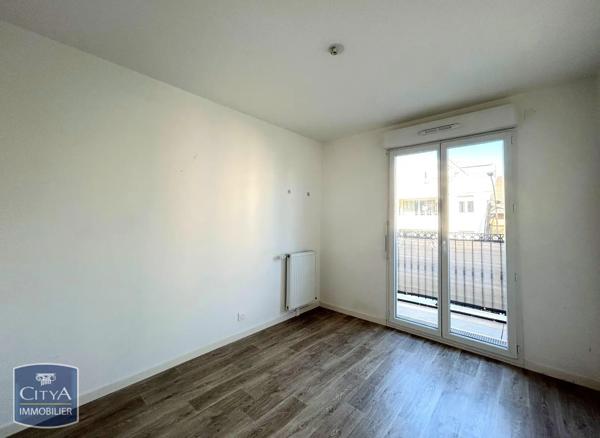 Appartement à louer 3 pièces 66.37m² Le Blanc-Mesnil (93150)