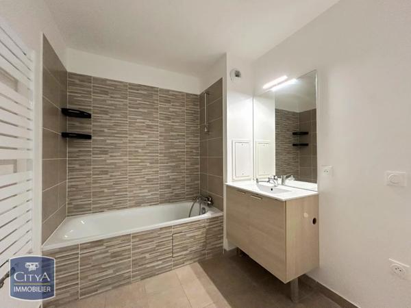 Appartement à louer 3 pièces 66.37m² Le Blanc-Mesnil (93150)