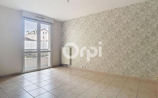 Appartement à louer    2 pièces •  Brive-la-Gaillarde