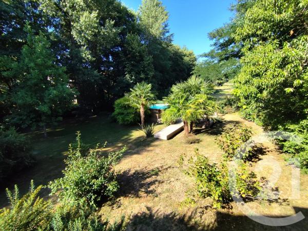 Maison à vendre  5 pièces - 161,50 m 2   CROZON SUR VAUVRE  - 36