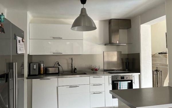 Maison à vendre    5 pièces • 133 m2 Cadenet