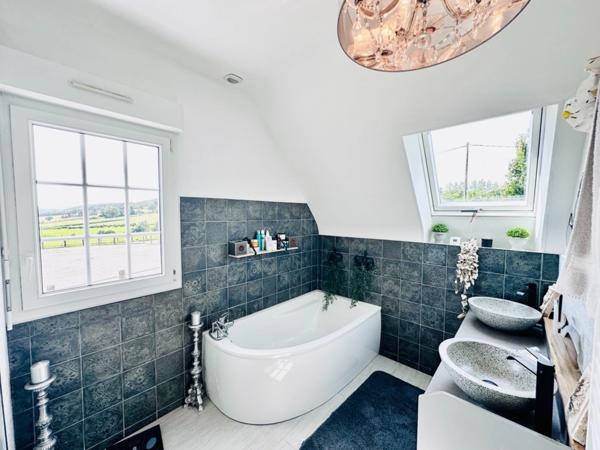 Propriété équestre à vendre – 7 pièces – 2,8 hectares – LANDELLES-ET-COUPIGNY (14), Calvados, Normandie