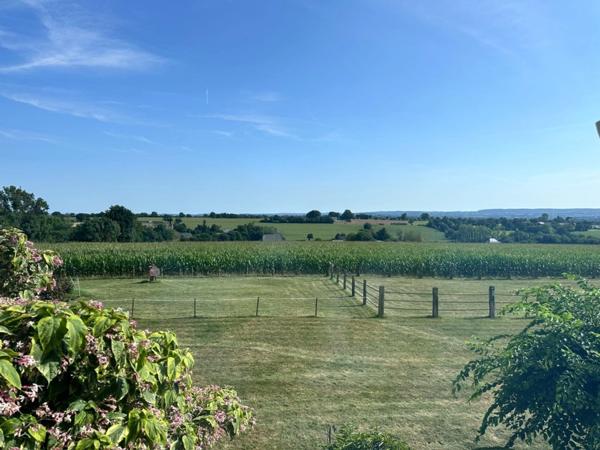 Propriété équestre à vendre – 7 pièces – 2,8 hectares – LANDELLES-ET-COUPIGNY (14), Calvados, Normandie