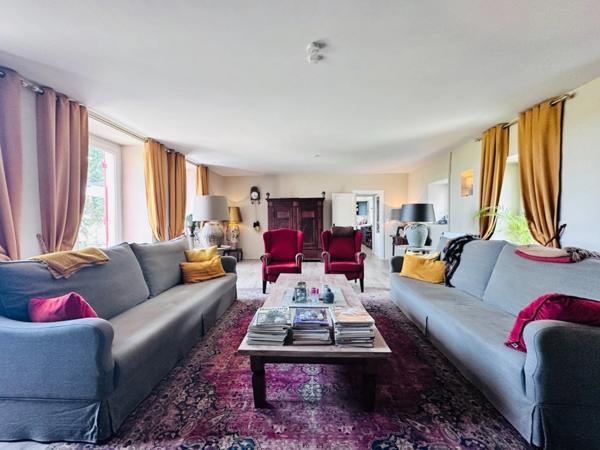 Propriété équestre à vendre – 7 pièces – 2,8 hectares – LANDELLES-ET-COUPIGNY (14), Calvados, Normandie