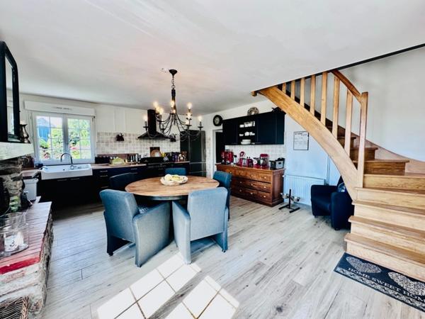 Propriété équestre à vendre – 7 pièces – 2,8 hectares – LANDELLES-ET-COUPIGNY (14), Calvados, Normandie