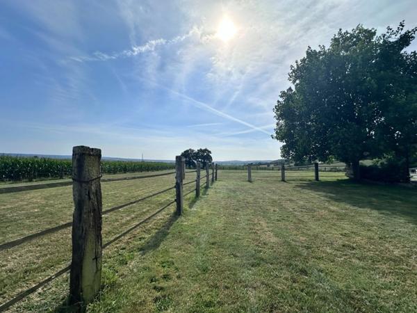 Propriété équestre à vendre – 7 pièces – 2,8 hectares – LANDELLES-ET-COUPIGNY (14), Calvados, Normandie