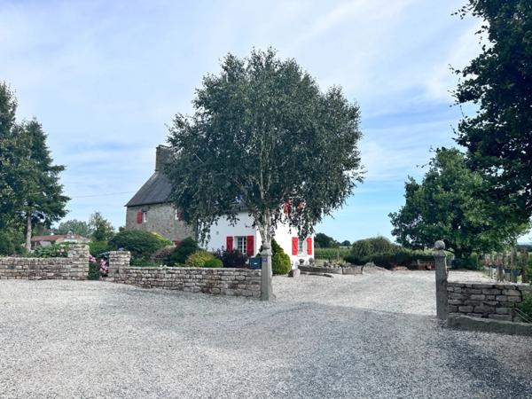 Propriété équestre à vendre – 7 pièces – 2,8 hectares – LANDELLES-ET-COUPIGNY (14), Calvados, Normandie