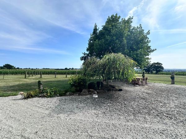 Propriété équestre à vendre – 7 pièces – 2,8 hectares – LANDELLES-ET-COUPIGNY (14), Calvados, Normandie