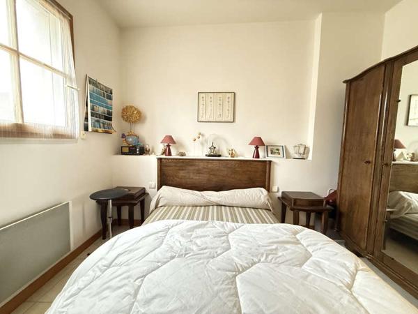 MONTAIGU-VENDEE / Vente Maison 9 Pièces 220 m²