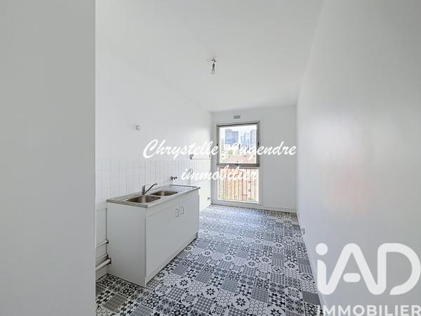 Appartement à vendre 3 pièces 77 m² Puteaux