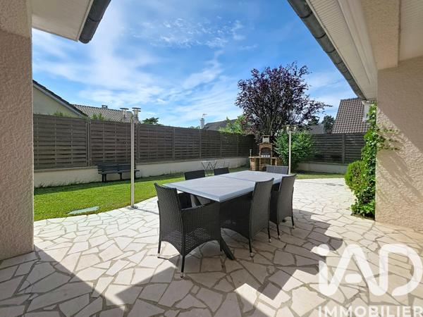 Maison à vendre 8 pièces 244,72 m² La Queue-en-Brie