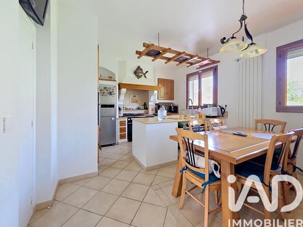Maison à vendre 8 pièces 244,72 m² La Queue-en-Brie