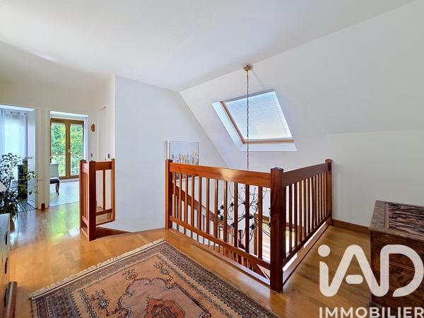 Maison à vendre 8 pièces 244,72 m² La Queue-en-Brie
