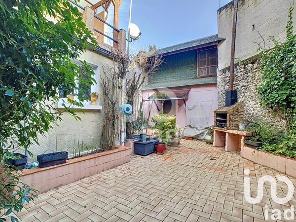 Maison à vendre 5 pièces 103 m² Fère-Champenoise