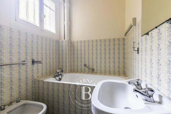 Paris 16ème, Appartement 3 Chambres -  120 m² à vendre