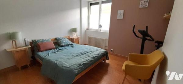 MAISON RENOVEE EQUEURDREVILLE CENTRE + 4 CHAMBRES + GARAGE + JARDIN