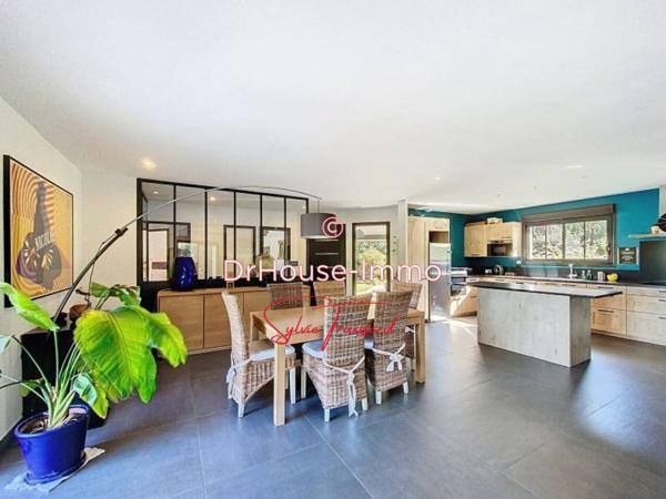 Maison à vendre 6 pièces de 183 m²