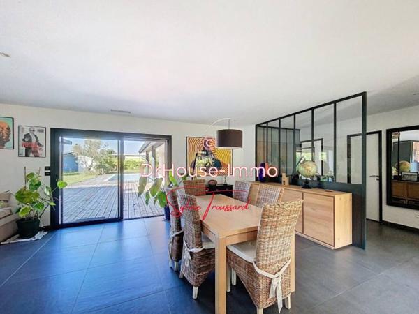 Maison à vendre 6 pièces de 183 m²