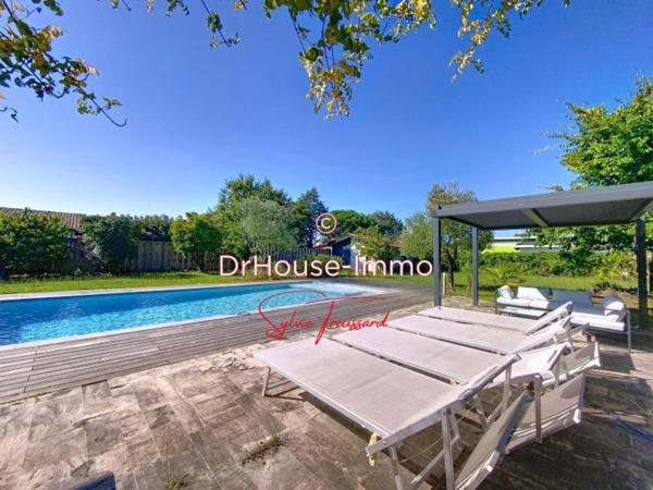 Maison à vendre 6 pièces de 183 m²