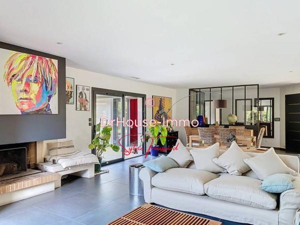 Maison à vendre 6 pièces de 183 m²