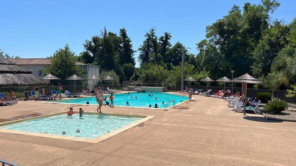 Appartement T3 bord de mer 44m² terrasse vue Mer