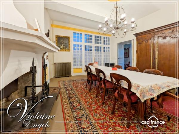 Maison de maître avec tour médiévale et piscine intérieure – Azille (11700)