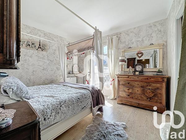 Maison de village 9 pièces de 246 m² à Arreau (65240)