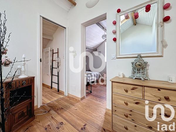 Maison de village 9 pièces de 246 m² à Arreau (65240)