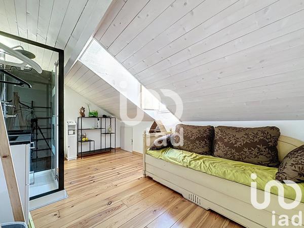 Maison de village 9 pièces de 246 m² à Arreau (65240)