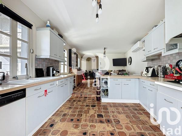 Maison de village 9 pièces de 246 m² à Arreau (65240)