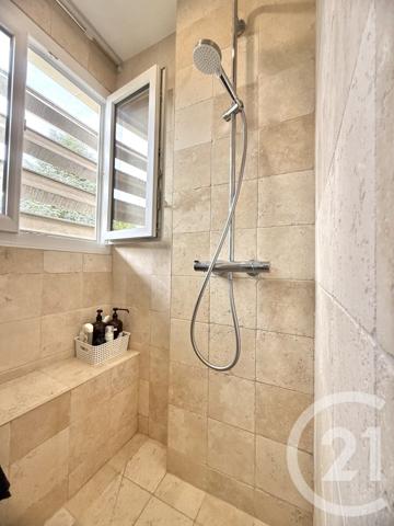 Appartement F5 à vendre  5 pièces - 97,76 m2 MAISONS LAFFITTE - 78