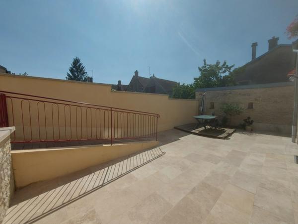 Dpt Aube (10), à vendre LES RICEYS propriété viticole P6 de 262 m² - Terrain de 1 257 m²