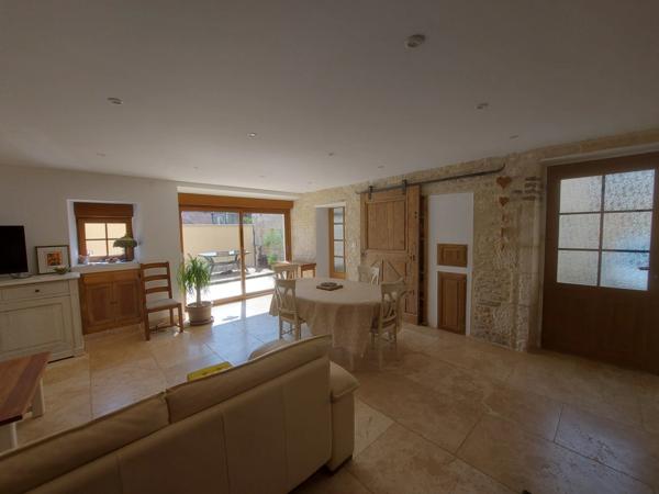 Dpt Aube (10), à vendre LES RICEYS propriété viticole P6 de 262 m² - Terrain de 1 257 m²