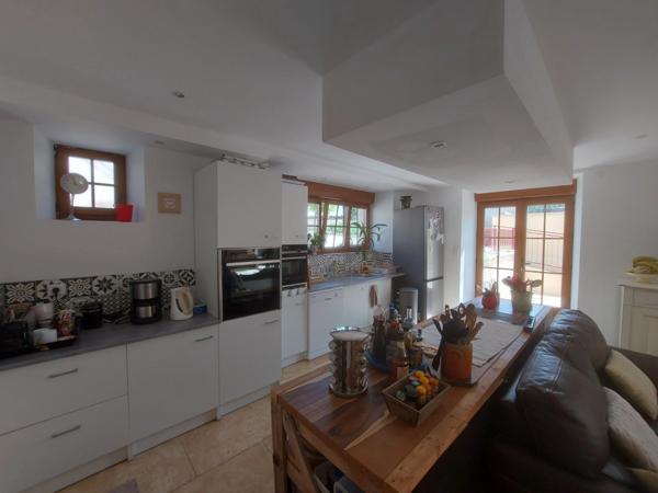 Dpt Aube (10), à vendre LES RICEYS propriété viticole P6 de 262 m² - Terrain de 1 257 m²