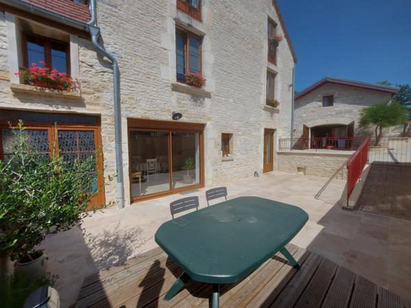 Dpt Aube (10), à vendre LES RICEYS propriété viticole P6 de 262 m² - Terrain de 1 257 m²