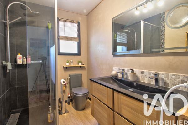 Maison à vendre 6 pièces 132 m² Évenos