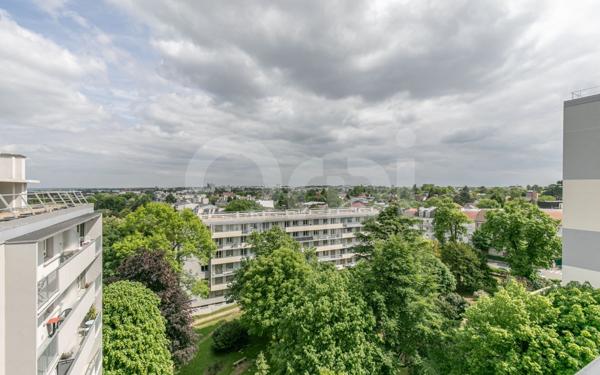 Appartement à vendre    4 pièces • 71,42 m2 Noisy-le-Grand