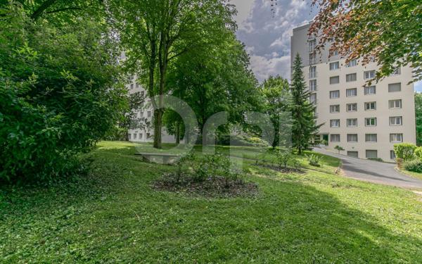 Appartement à vendre    4 pièces • 71,42 m2 Noisy-le-Grand