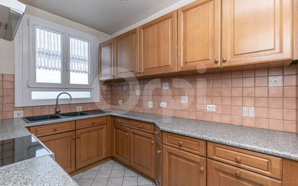 Appartement à vendre    4 pièces • 71,42 m2 Noisy-le-Grand