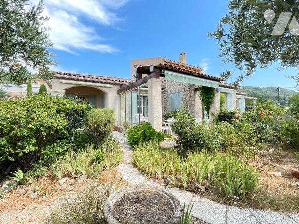 A vendre - Manosque (04) - Alpes de Haute Provence: 
Villa d'env 133,31 m² offrant de beaux vo...